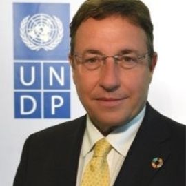 Ахим Штайнер