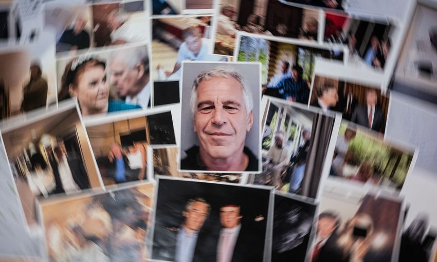 Martin BUREAU / AFP via Getty Images