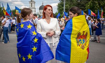 ELENA COVALENCO/AFP via Getty Images