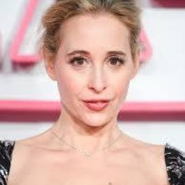 Норина Герц