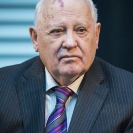 Михаил Горбачев