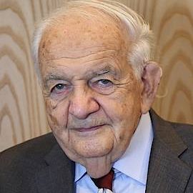 Альфред Гроссер